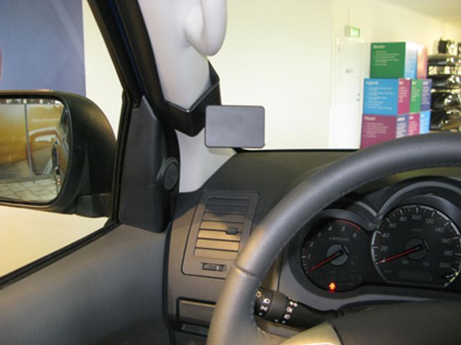Hovedbilde Brodit ProClip 804811 Toyota Hilux 2012-2015 A-stolpe