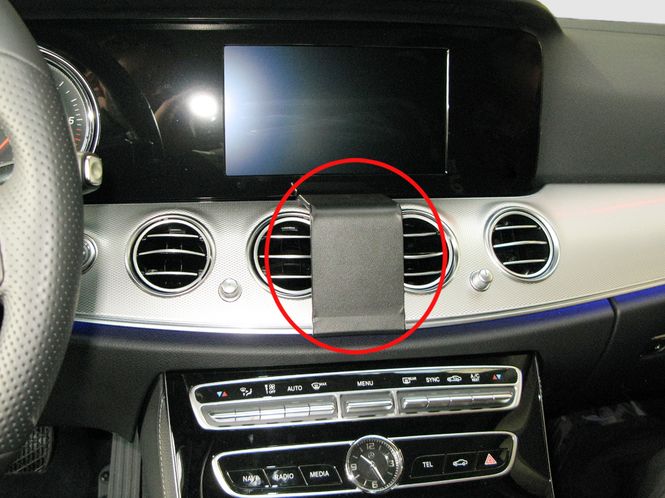 Hovedbilde Brodit ProClip 213521 Mercedes Benz E-klasse 2017 Senter