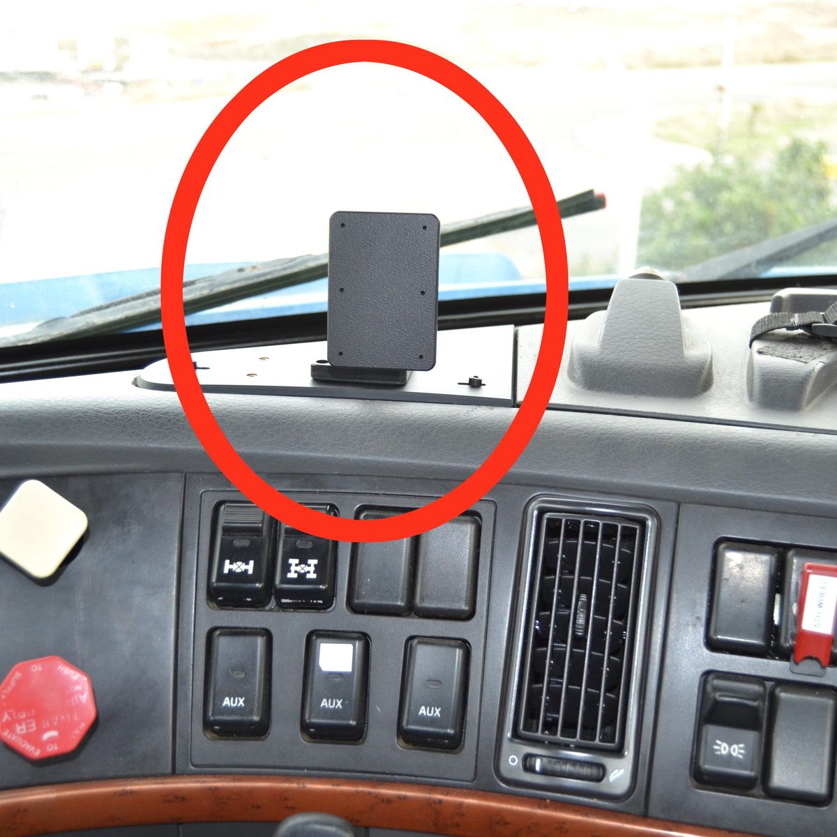 Brodit ProClip 213548 Volvo FH, NH, FM 2002-2007 Senter