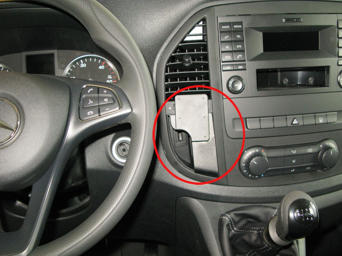 Brodit ProClip 855220 Mercedes Benz Vito 2015-2023 Senter