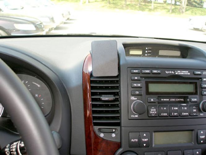 Hovedbilde Brodit ProClip 853828 Kia Carnival 2006-2011 Senter
