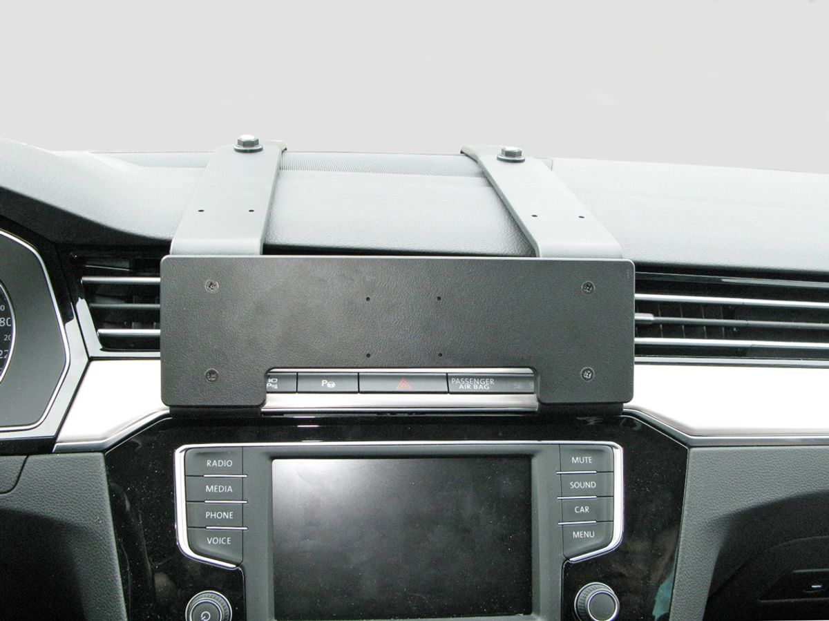 Brodit ProClip 213500 Forsterket. Volkswagen Passat 2015-2023 Senter