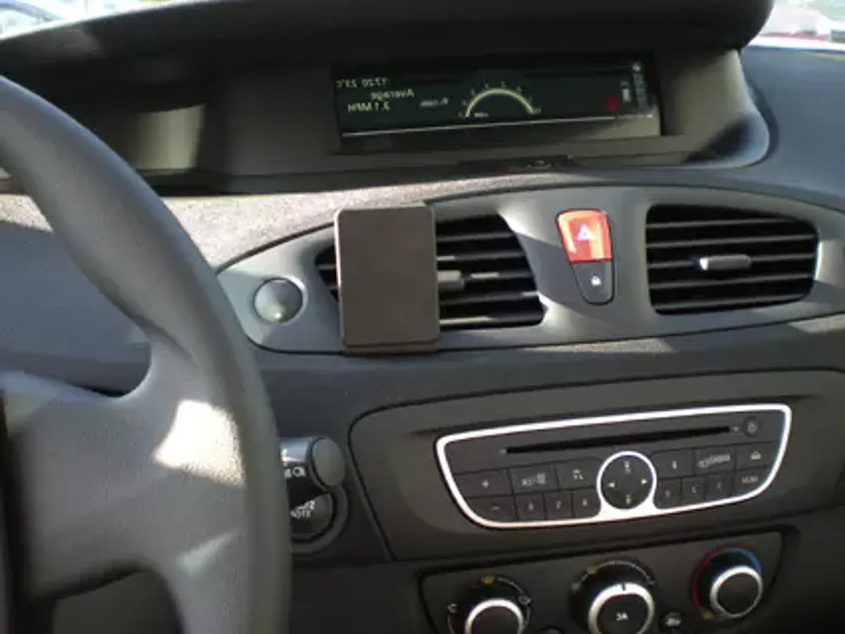 Brodit ProClip Renault Scenic (2010 - 2016) Senter