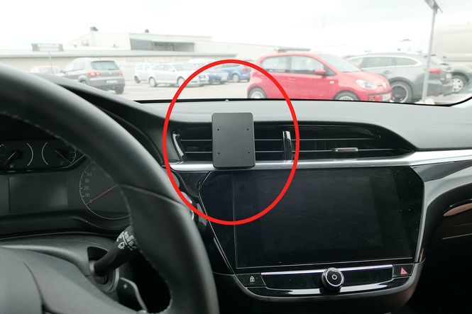 Hovedbilde Brodit ProClip 855631 Opel Corsa 2020--> Senter