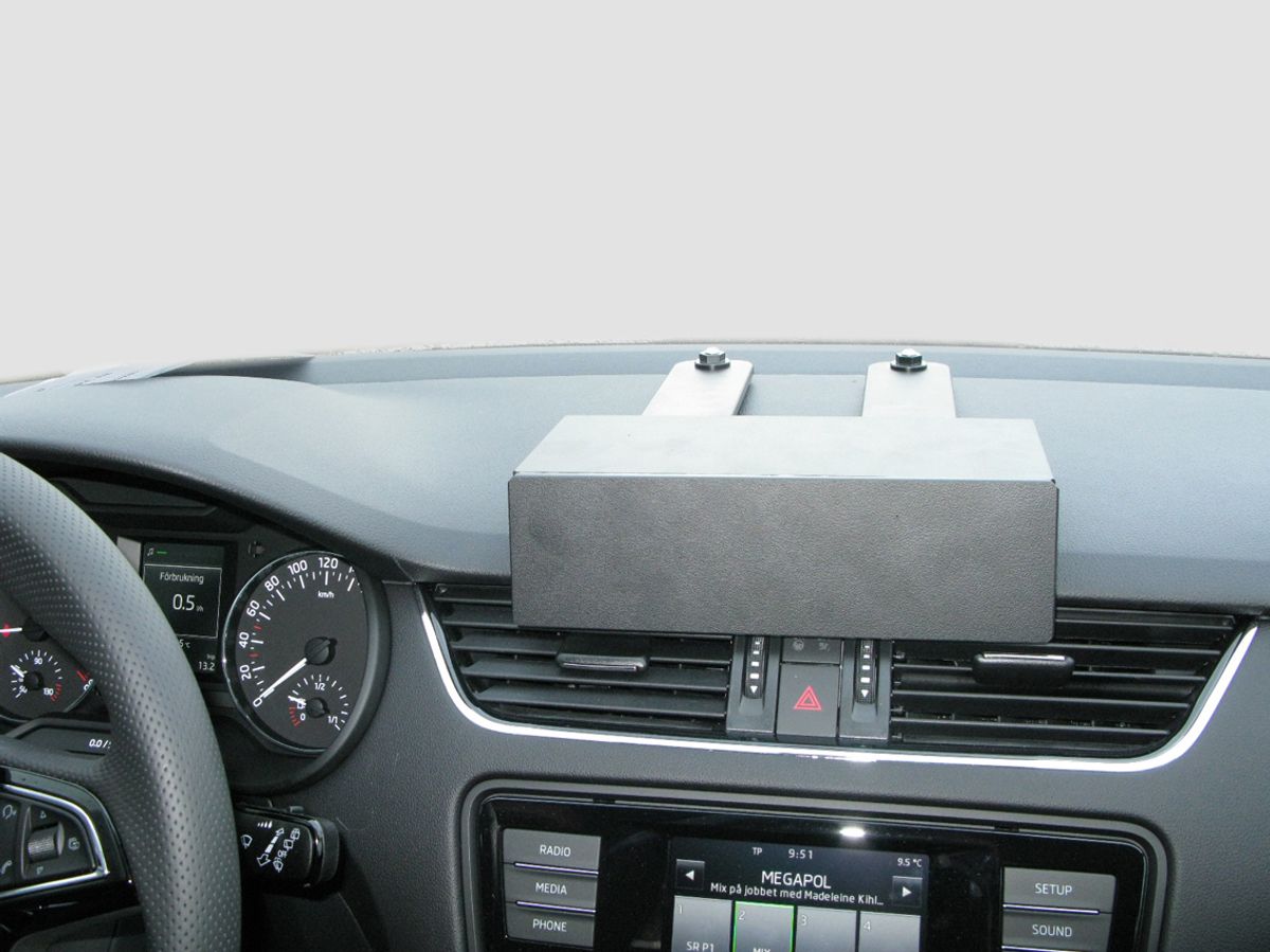 Brodit ProClip forsterket 213496 Skoda Octavia III 2013-2021