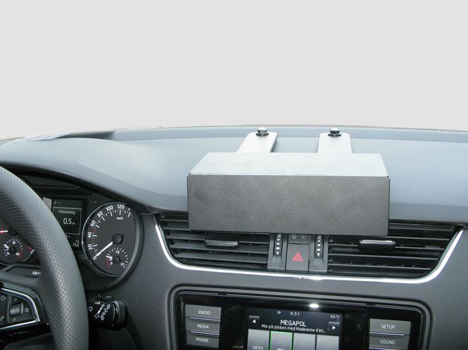 Hovedbilde Brodit ProClip forsterket 213496 Skoda Octavia III 2013-2021